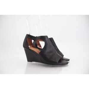 Gentle Souls Women's Lunette 75 Hooded Sandal Size 7 Wedge Heel Black Leather